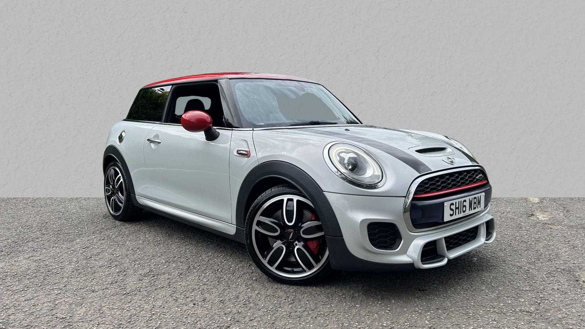 Main listing image - MINI Hatchback