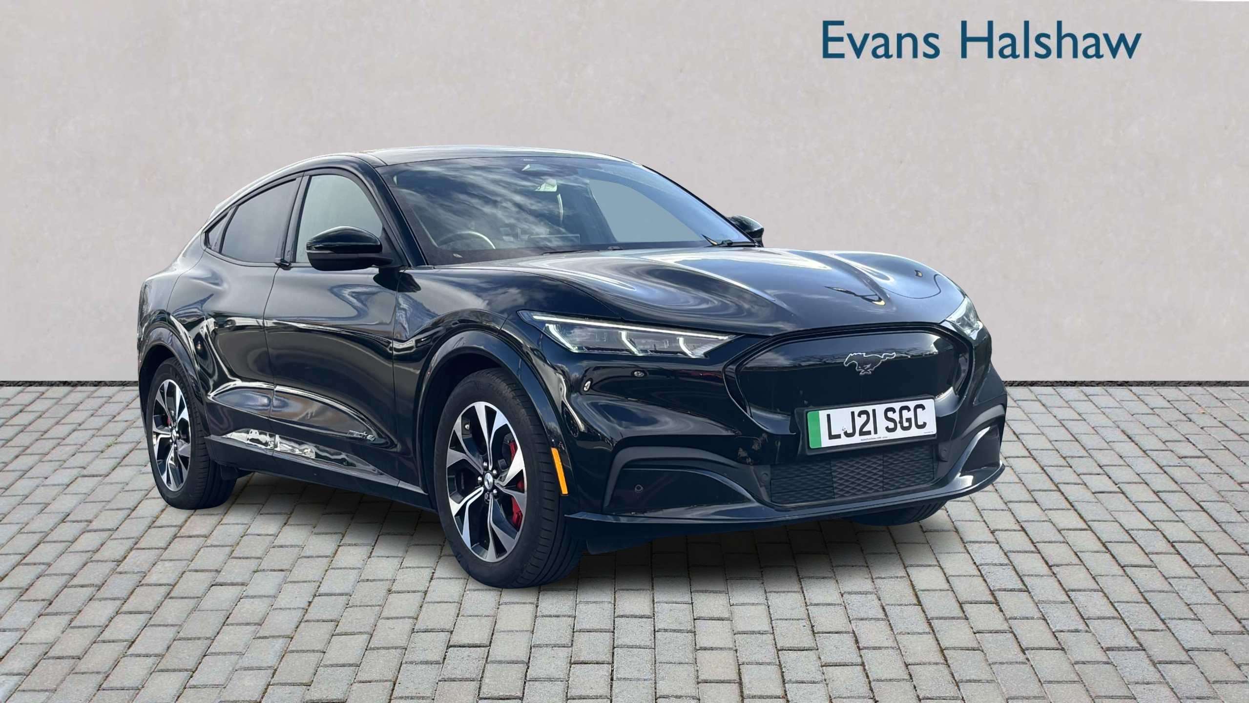 Main listing image - Ford Mustang Mach-E