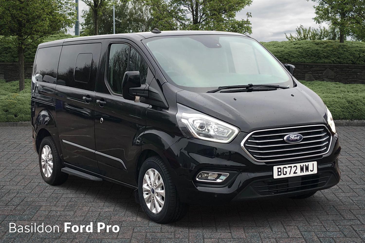 Main listing image - Ford Tourneo Custom