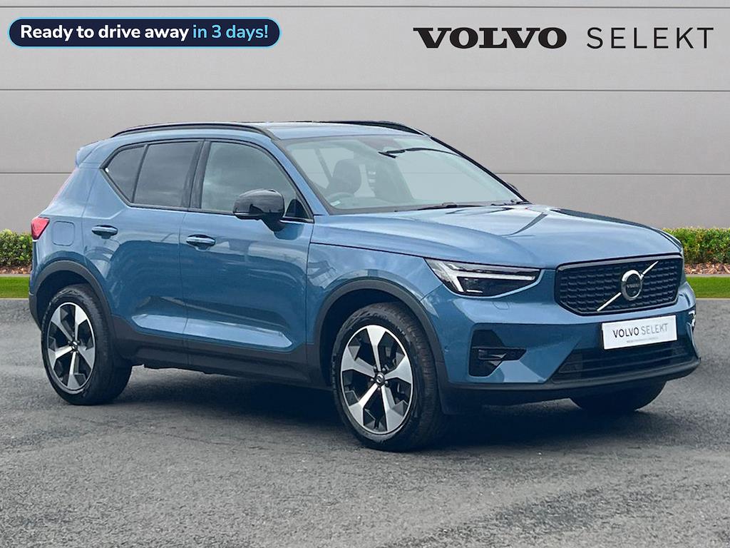 Main listing image - Volvo XC40