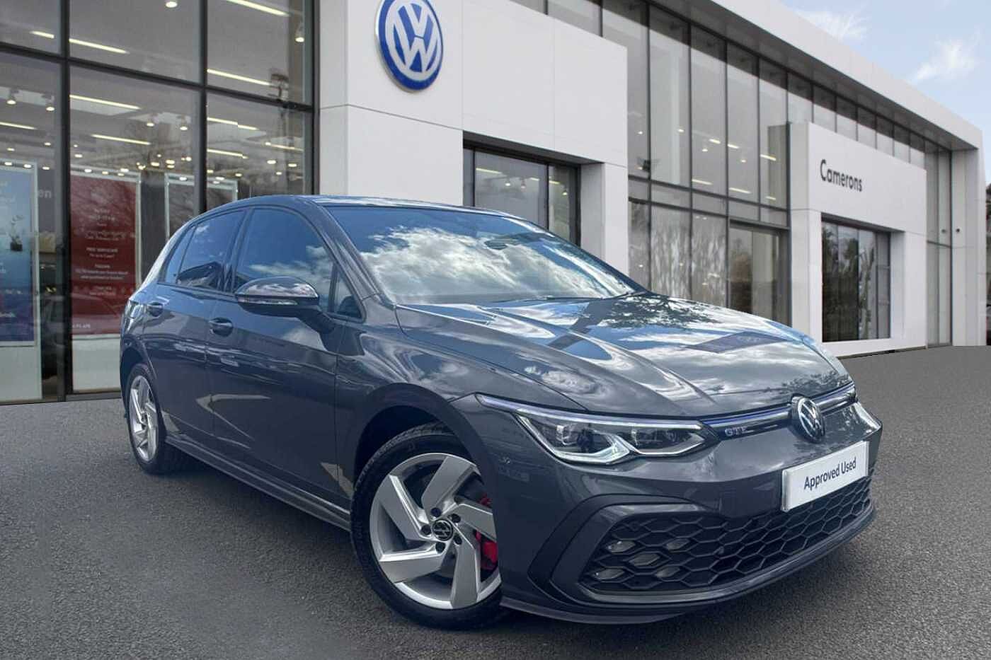 Main listing image - Volkswagen Golf GTE