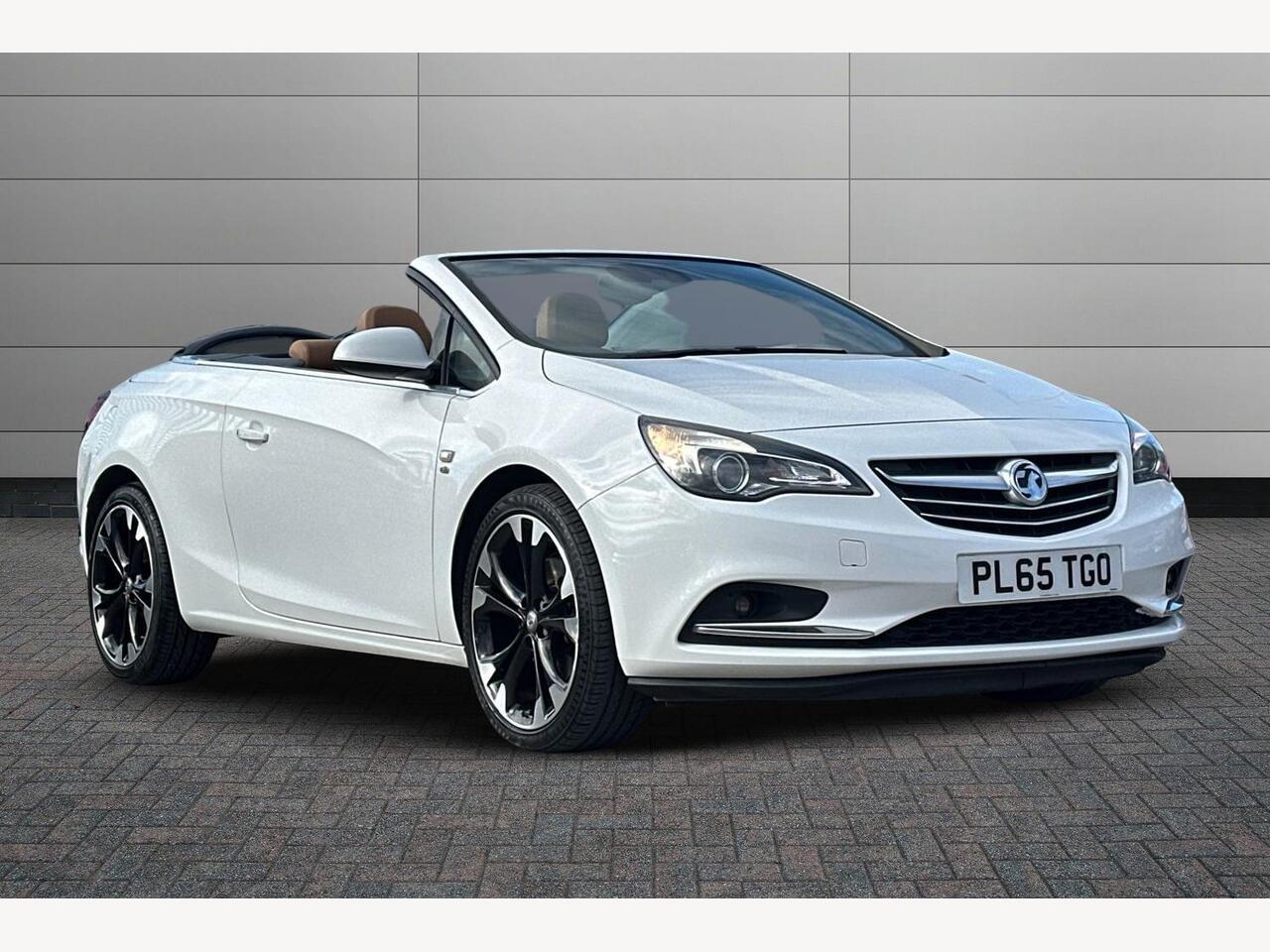 Main listing image - Vauxhall Cascada