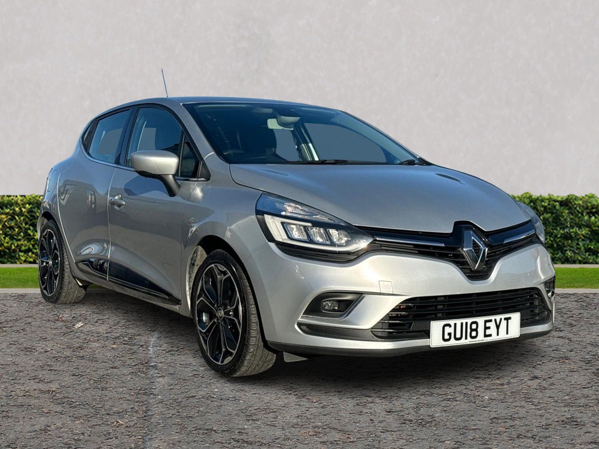 Main listing image - Renault Clio