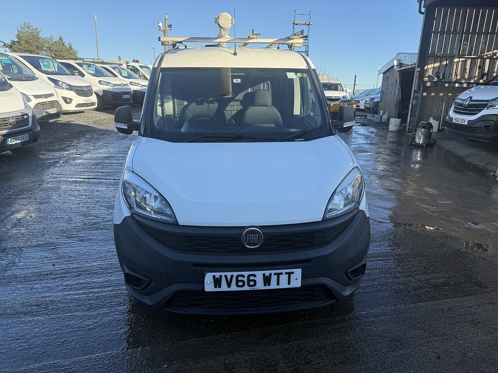 Main listing image - Fiat Doblo