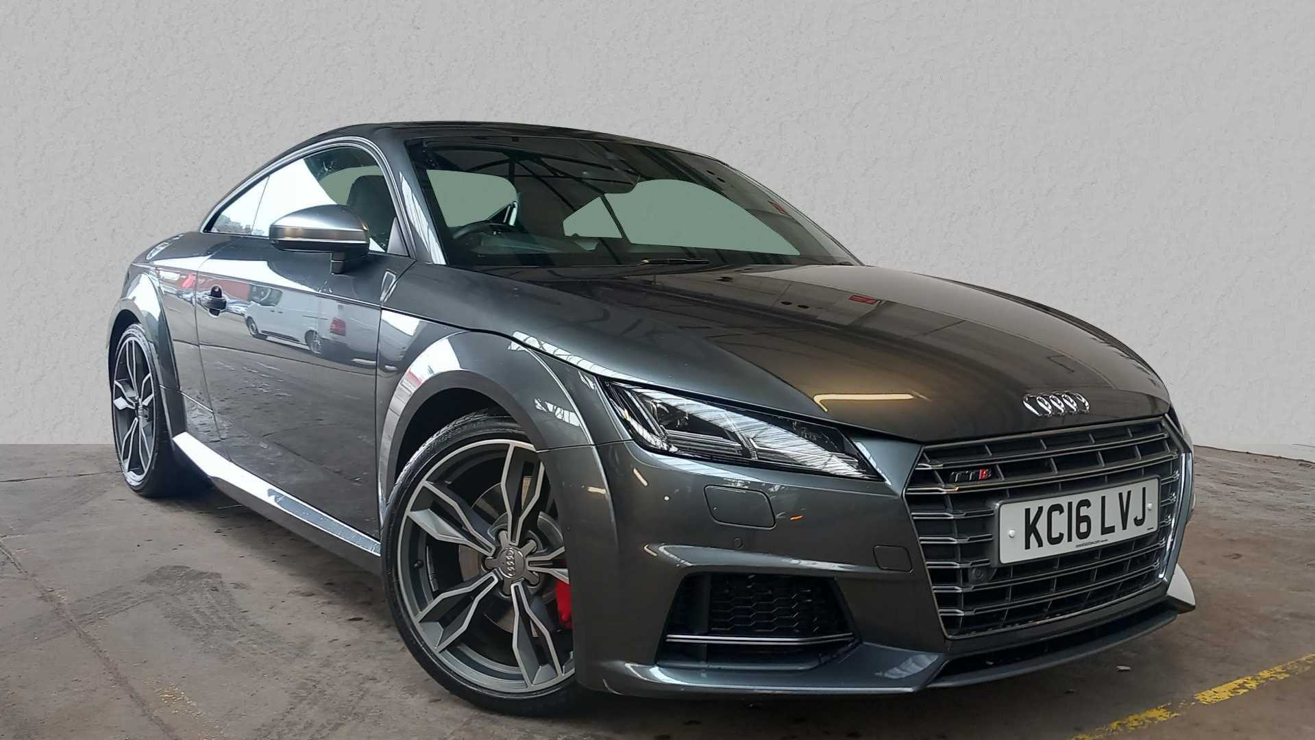 Main listing image - Audi TT S