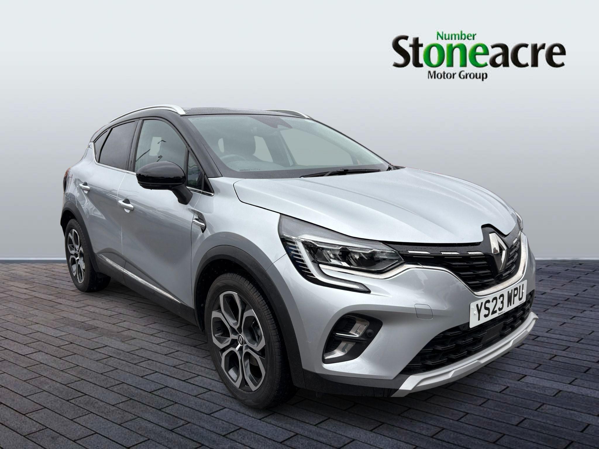 Main listing image - Renault Captur