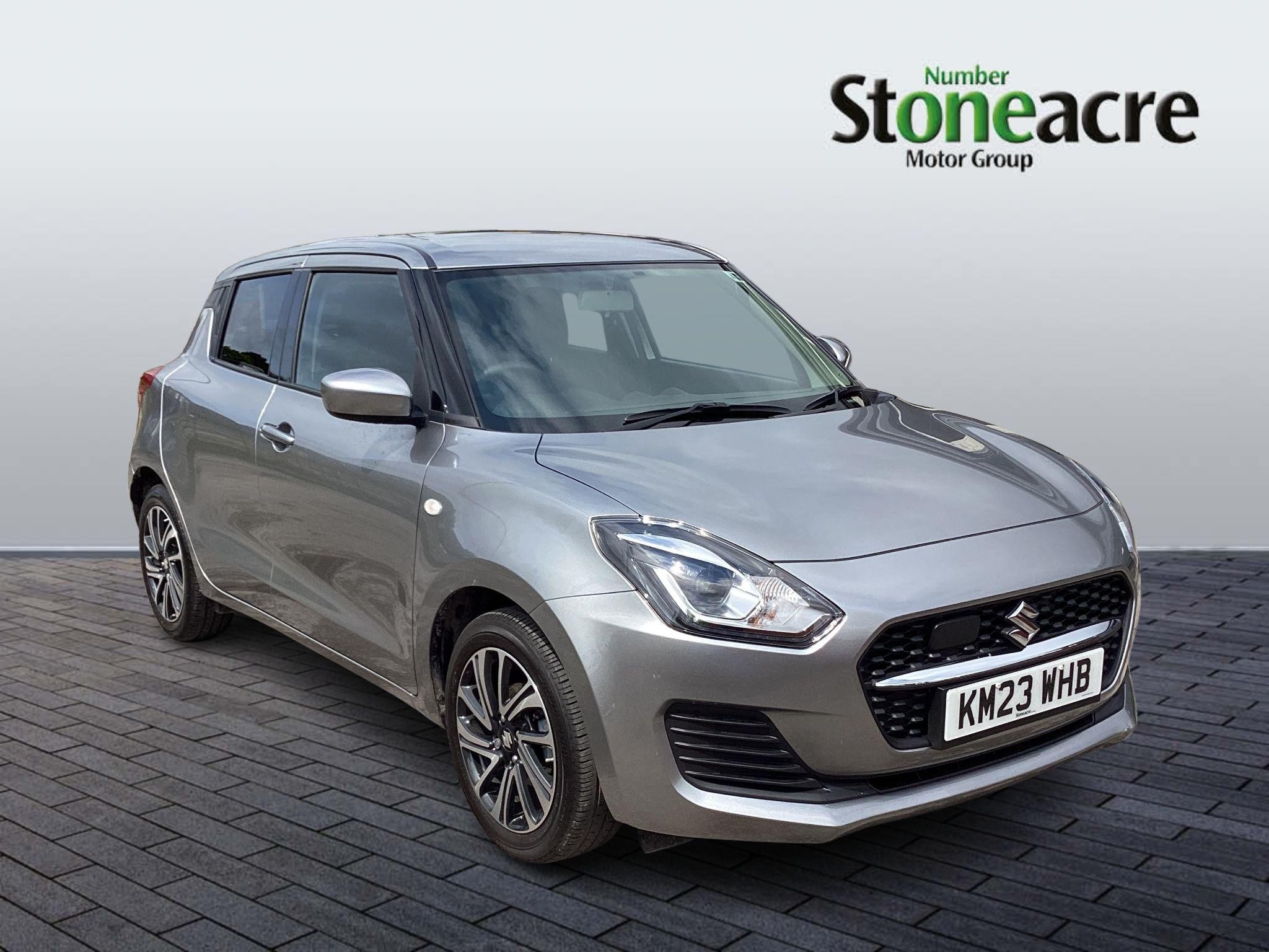 Main listing image - Suzuki Swift