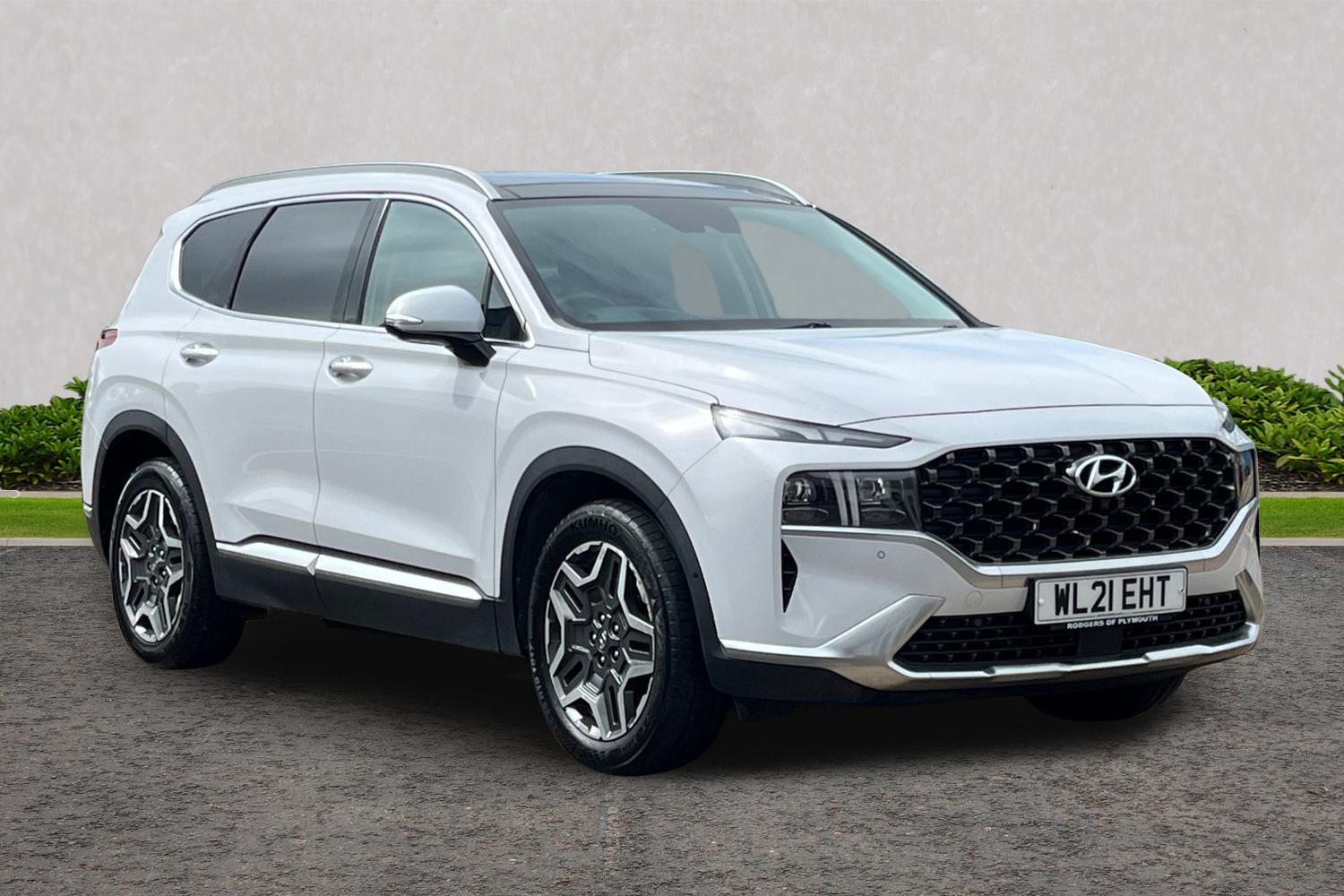 Main listing image - Hyundai Santa Fe