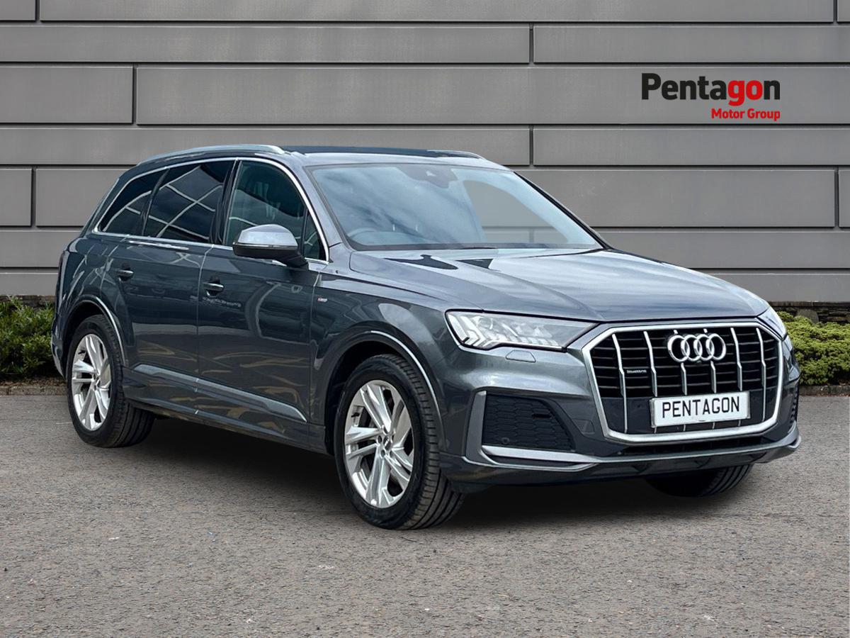 Main listing image - Audi Q7