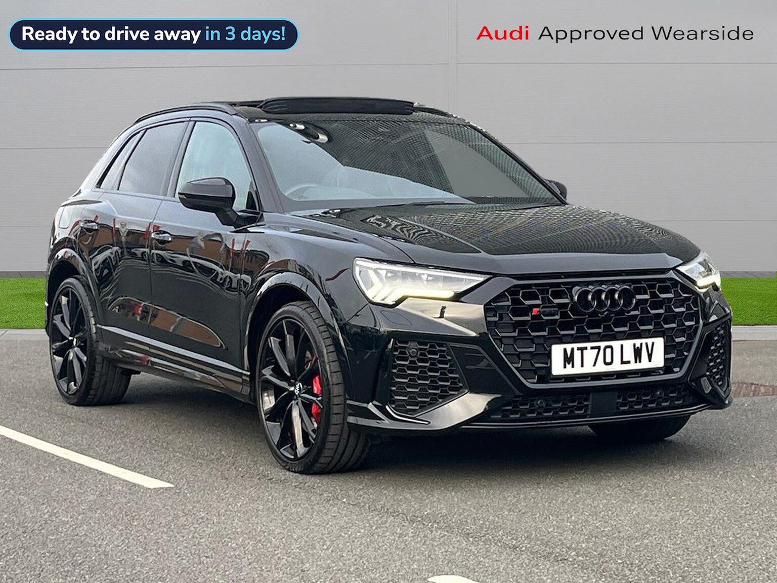 Main listing image - Audi RS Q3