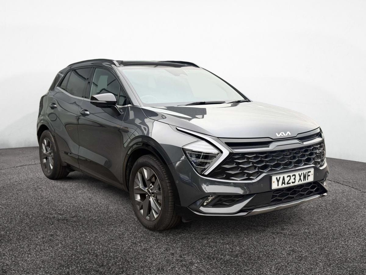 Main listing image - Kia Sportage