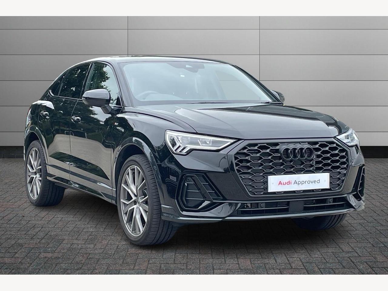 Main listing image - Audi Q3