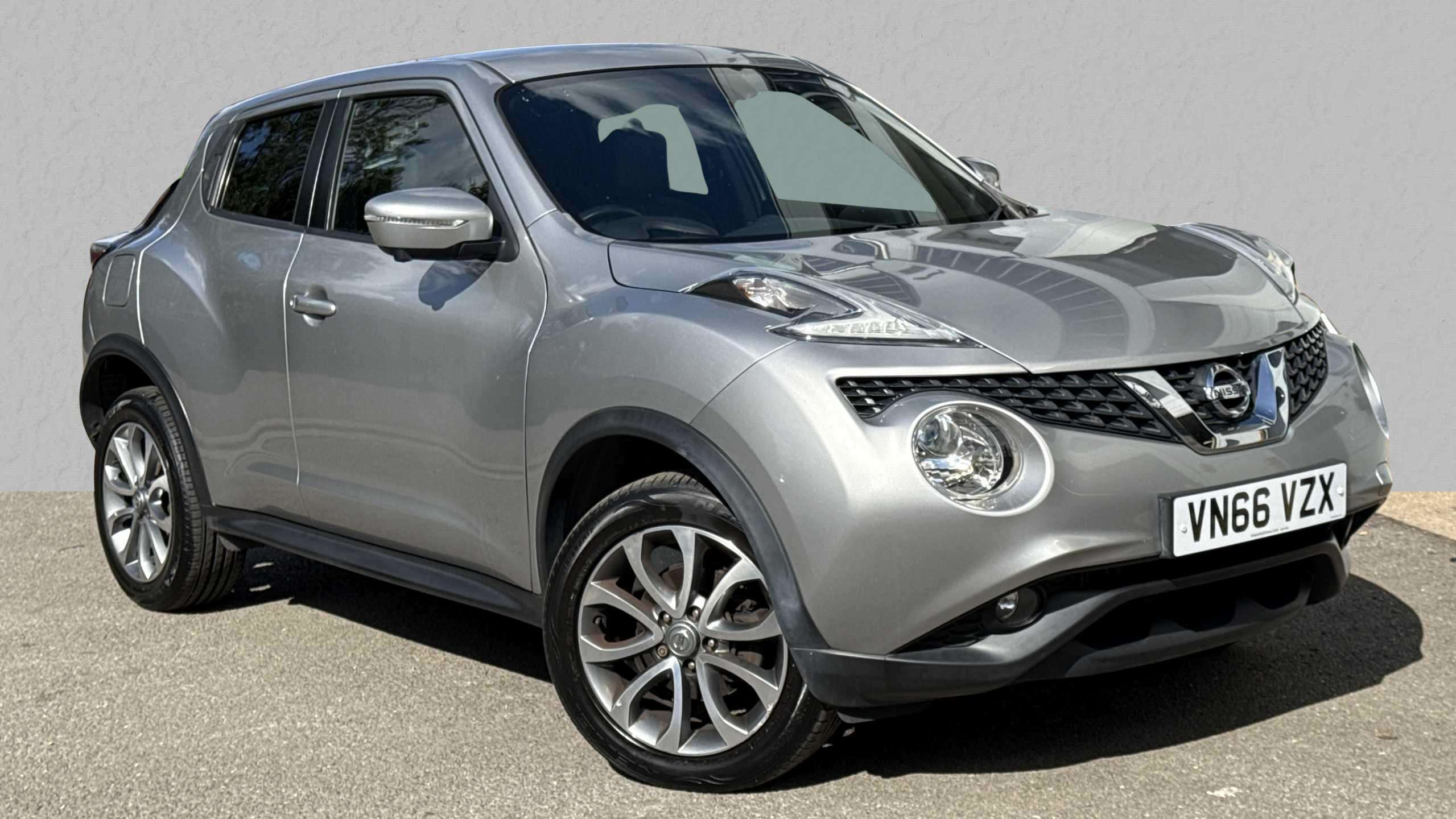 Main listing image - Nissan Juke