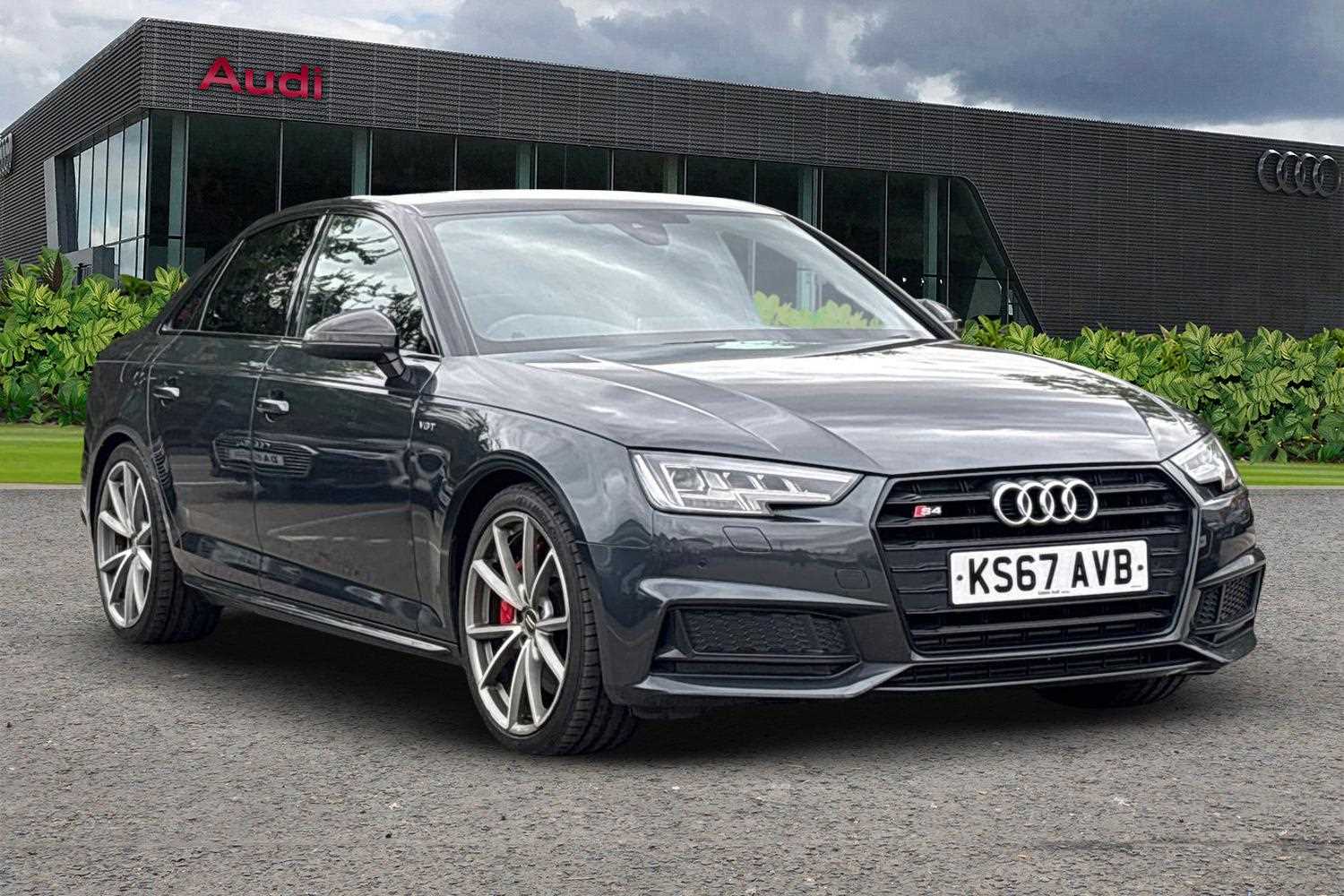 Main listing image - Audi S4