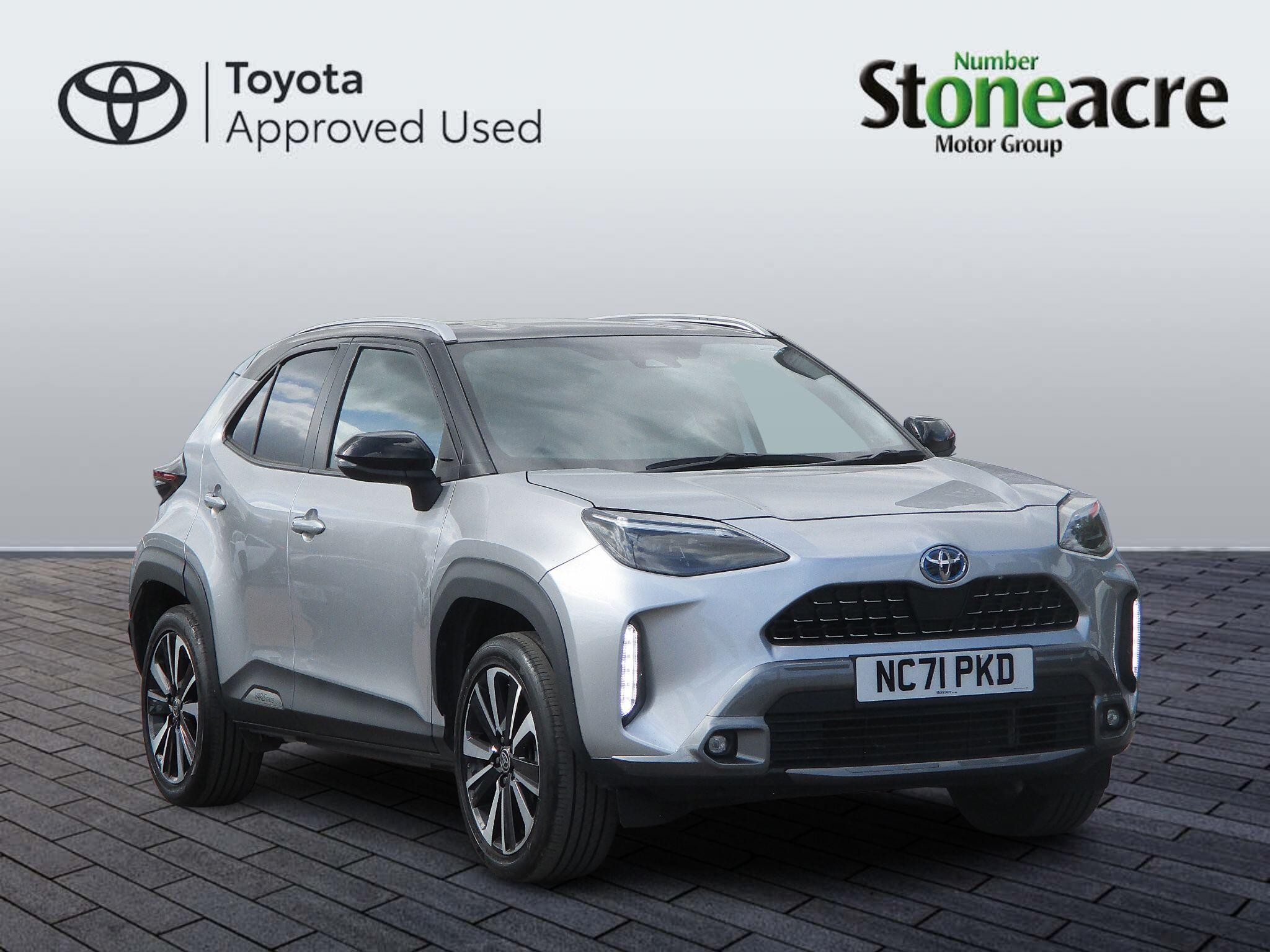 Main listing image - Toyota Yaris Cross