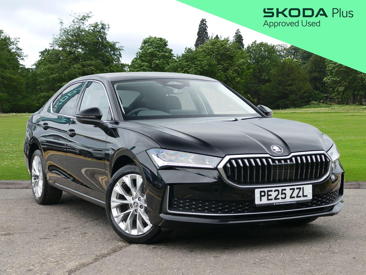 Main listing image - Skoda Superb
