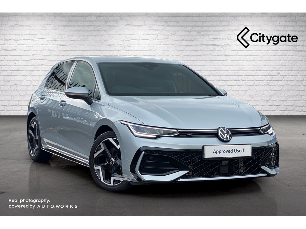 Main listing image - Volkswagen Golf