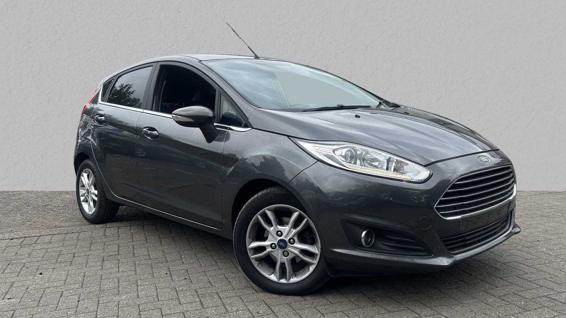 Main listing image - Ford Fiesta