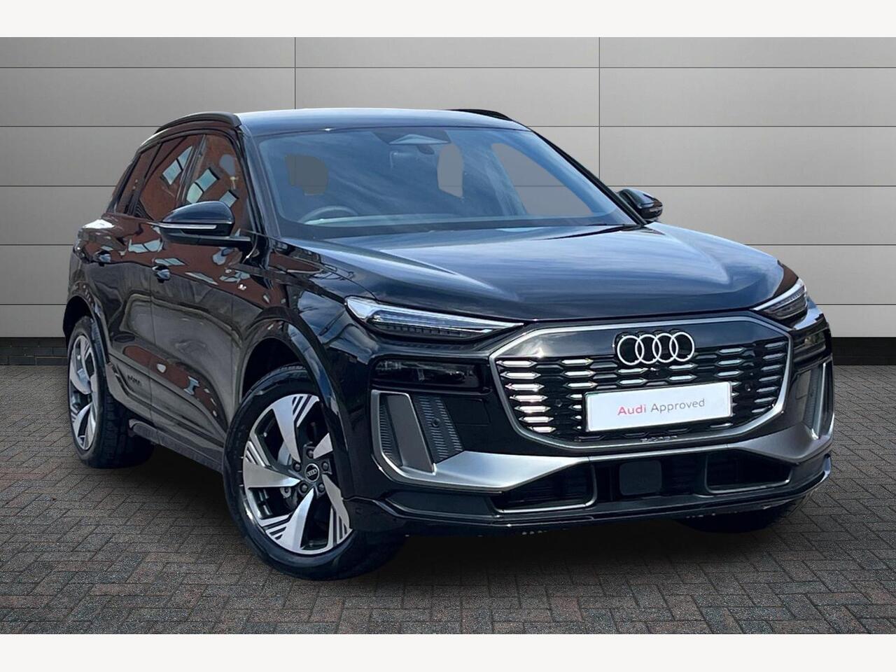 Main listing image - Audi Q6