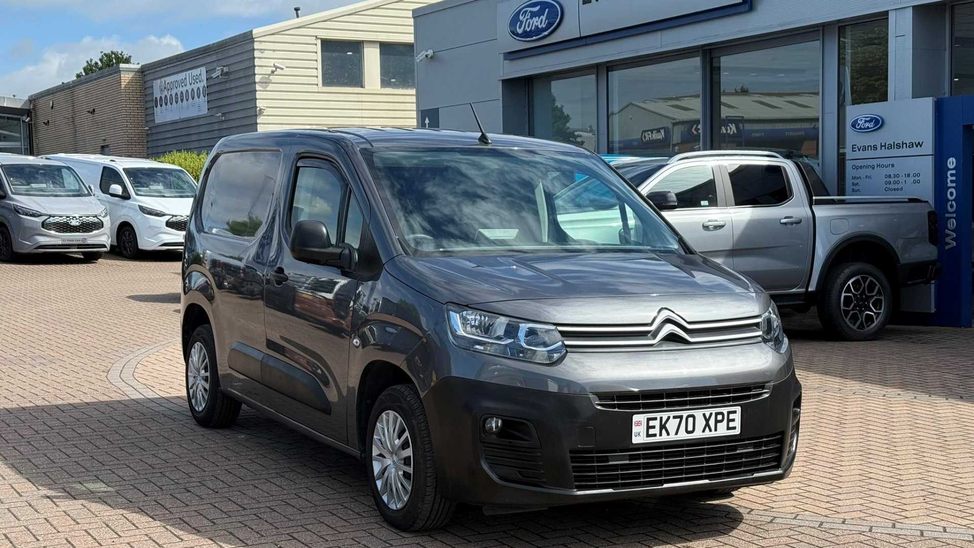 Main listing image - Citroen Berlingo Van