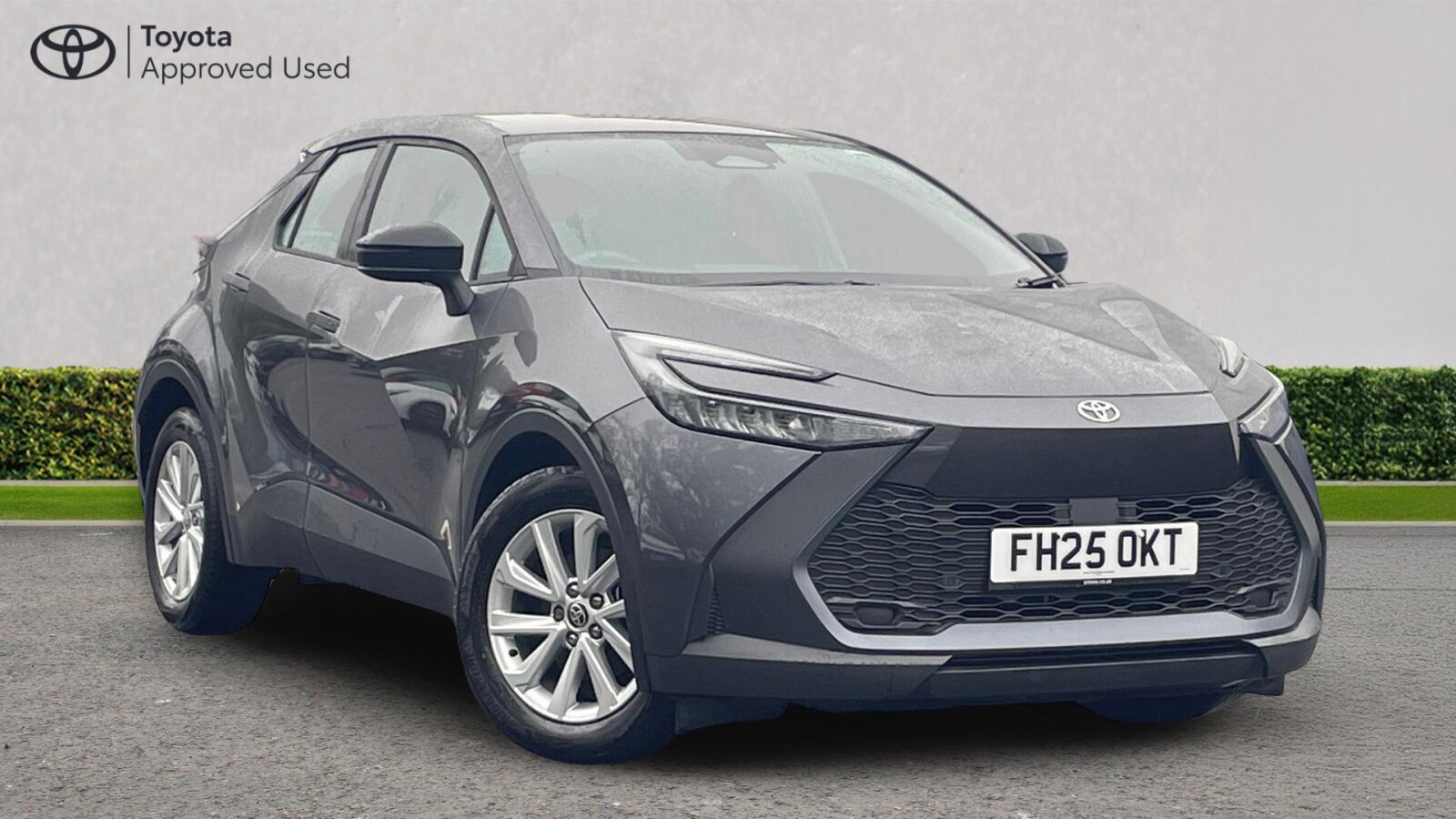 Main listing image - Toyota C-HR