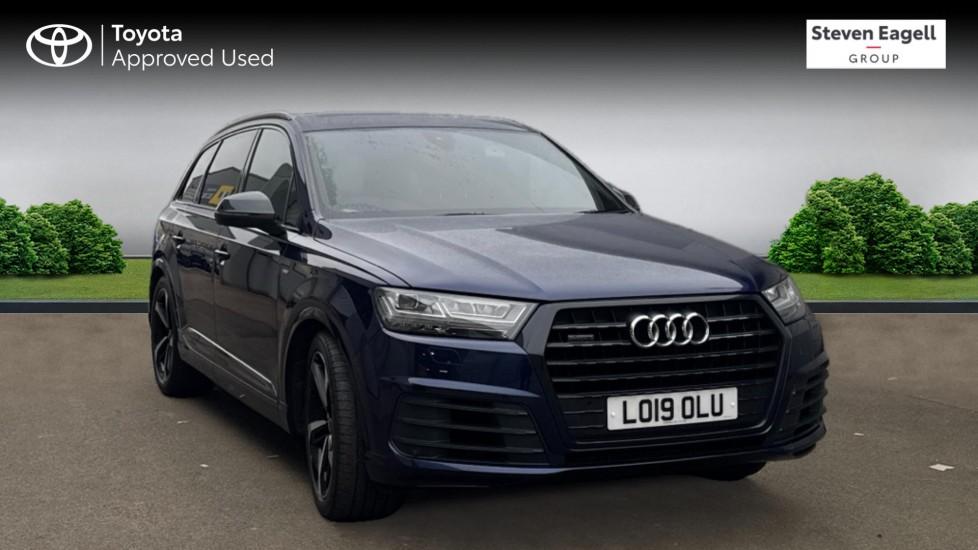 Main listing image - Audi Q7