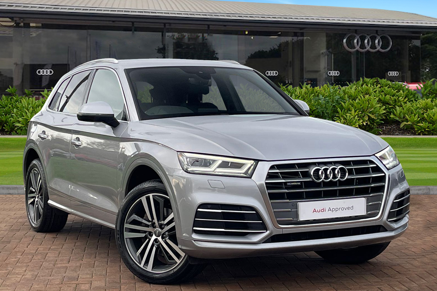 Main listing image - Audi Q5