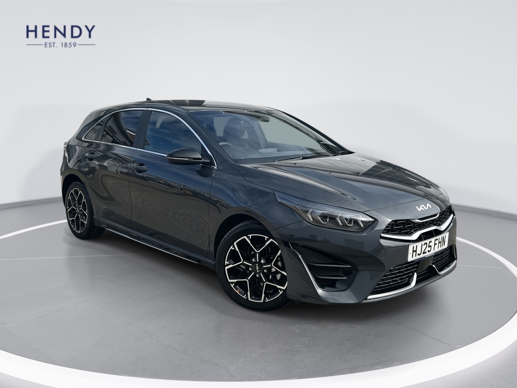 Main listing image - Kia Ceed