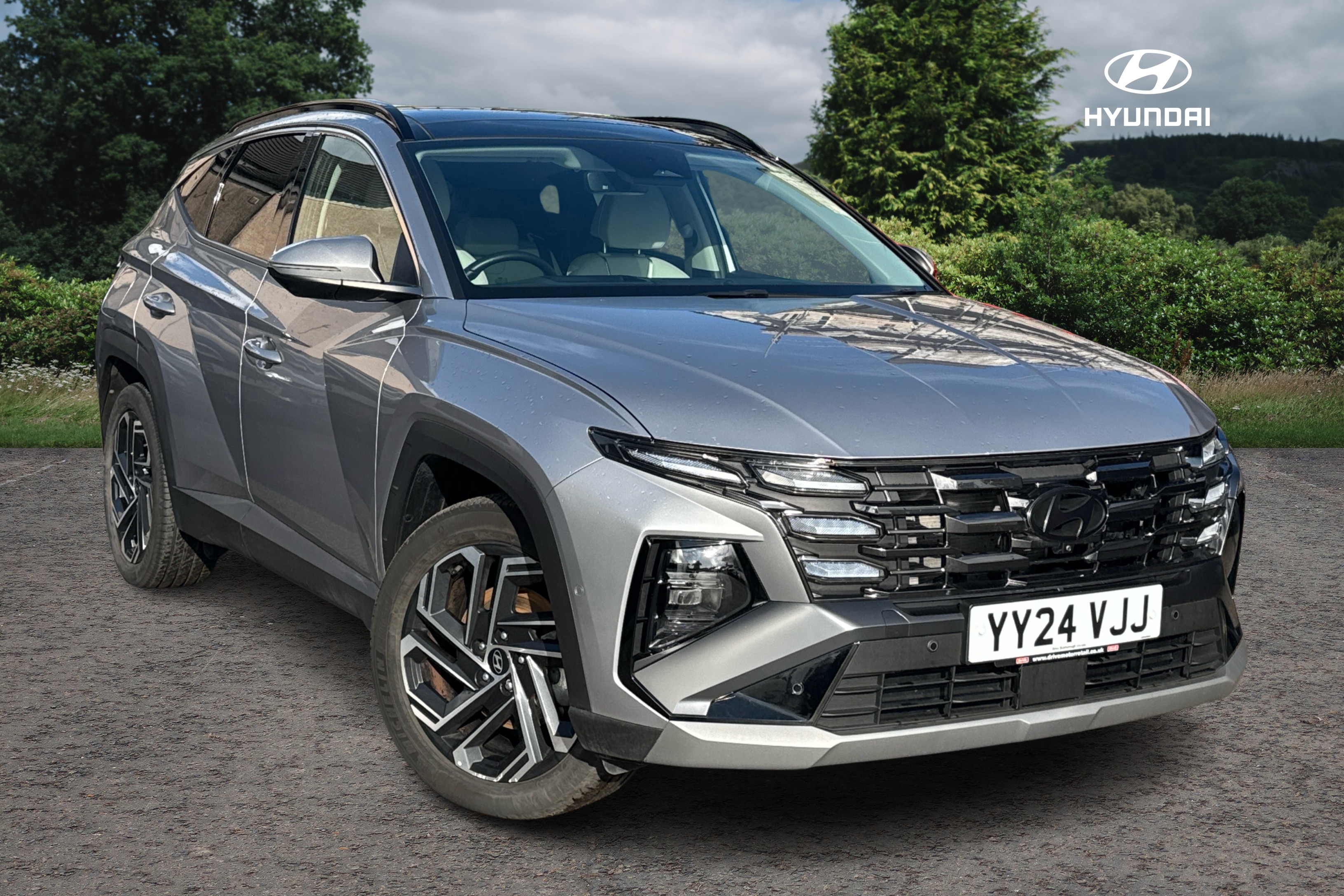 Main listing image - Hyundai Tucson