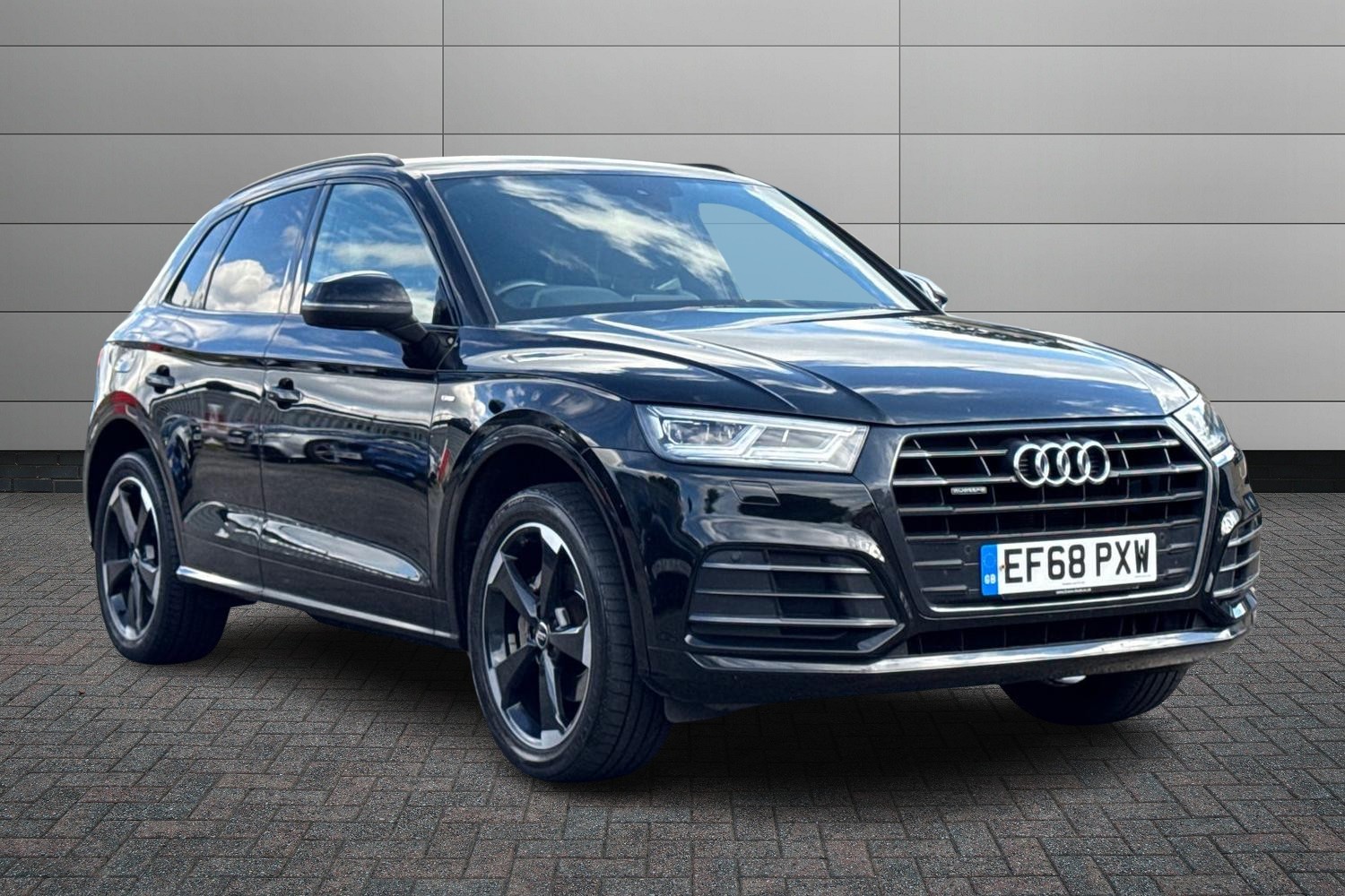 Main listing image - Audi Q5