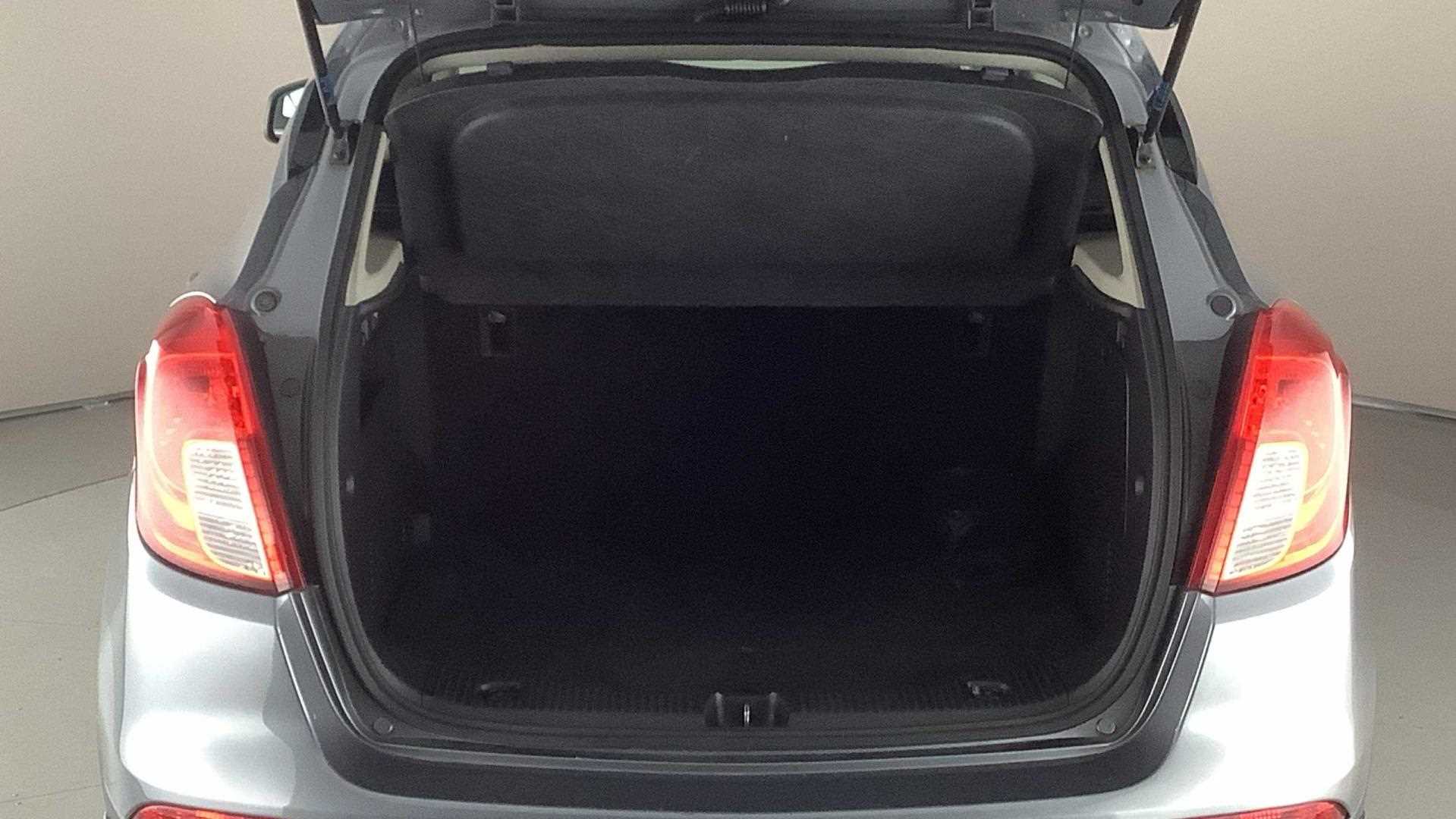 Main listing image - Vauxhall Mokka X
