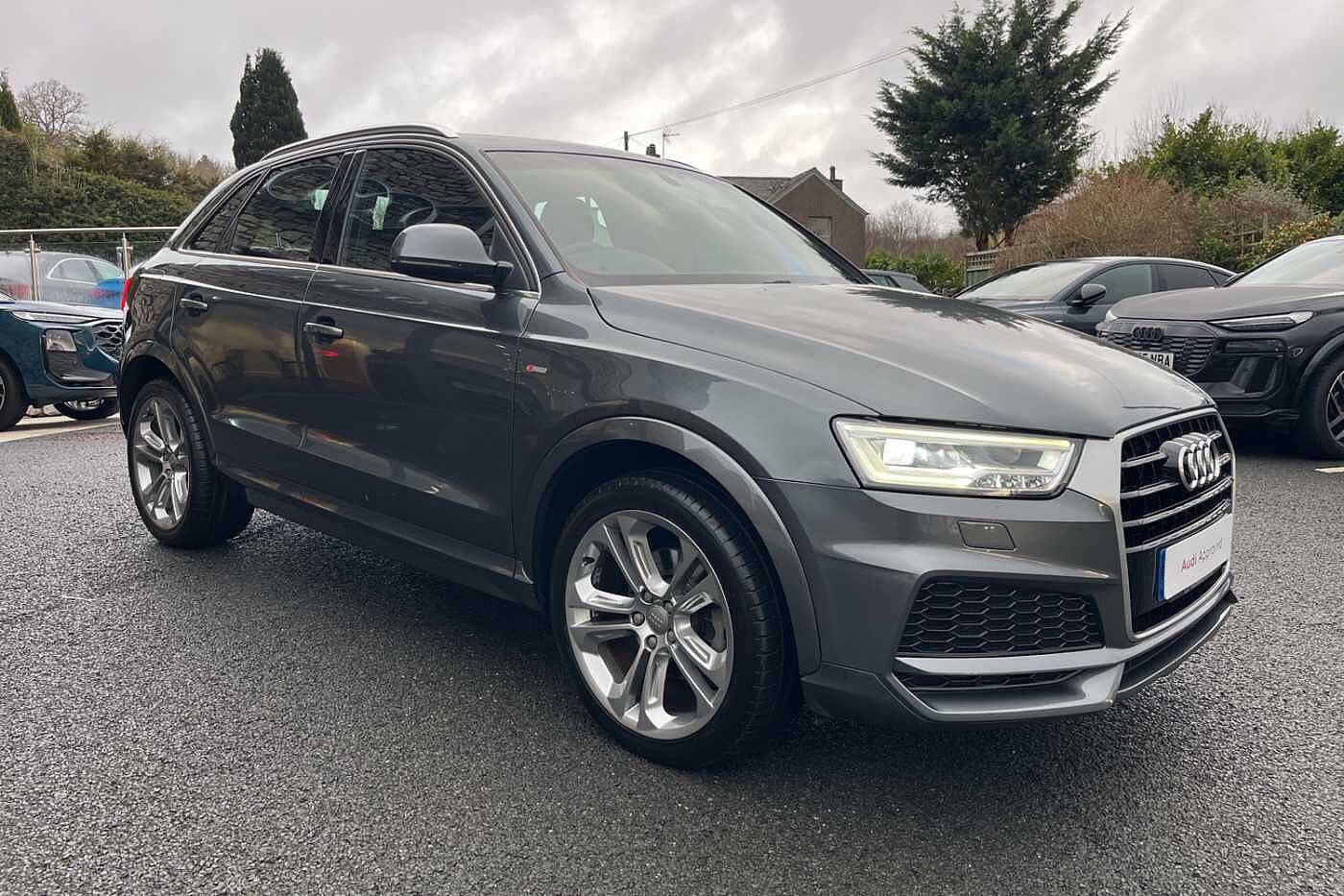 Main listing image - Audi Q3