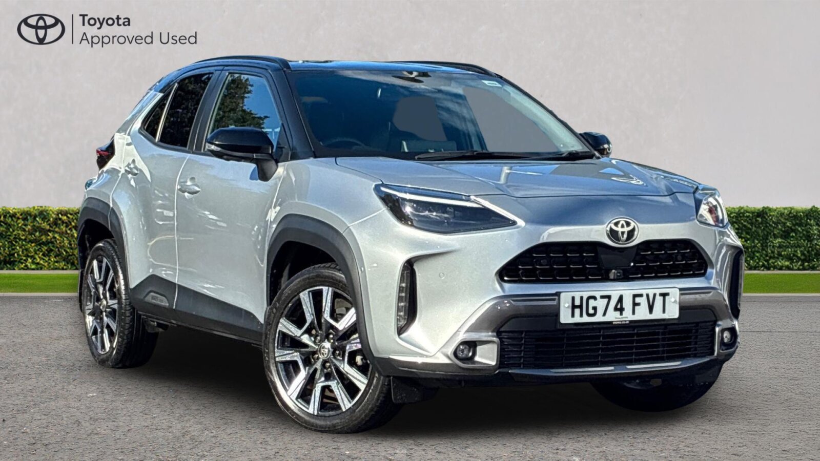 Main listing image - Toyota Yaris Cross