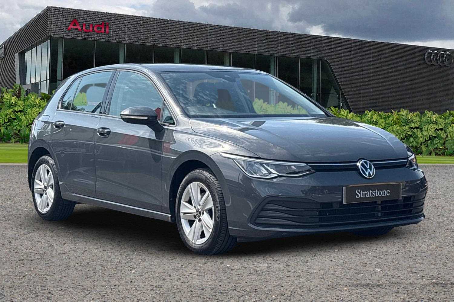 Main listing image - Volkswagen Golf