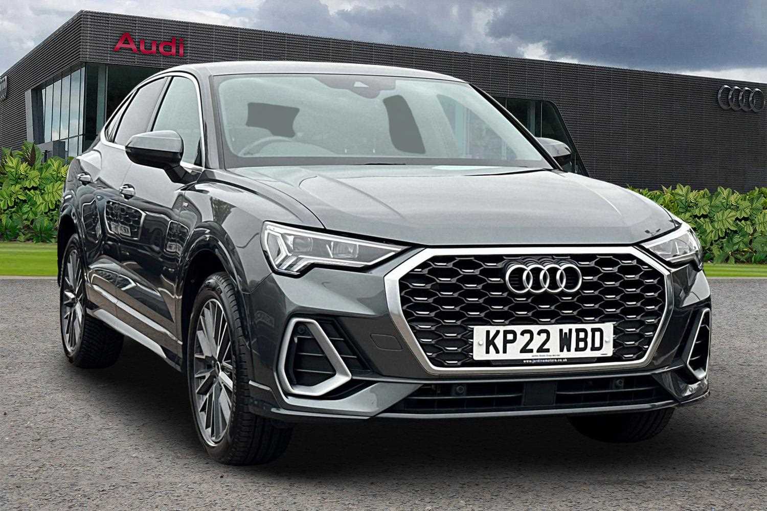 Main listing image - Audi Q3