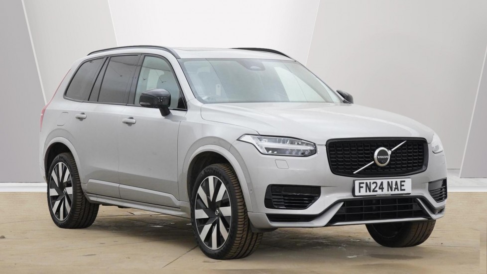 Main listing image - Volvo XC90