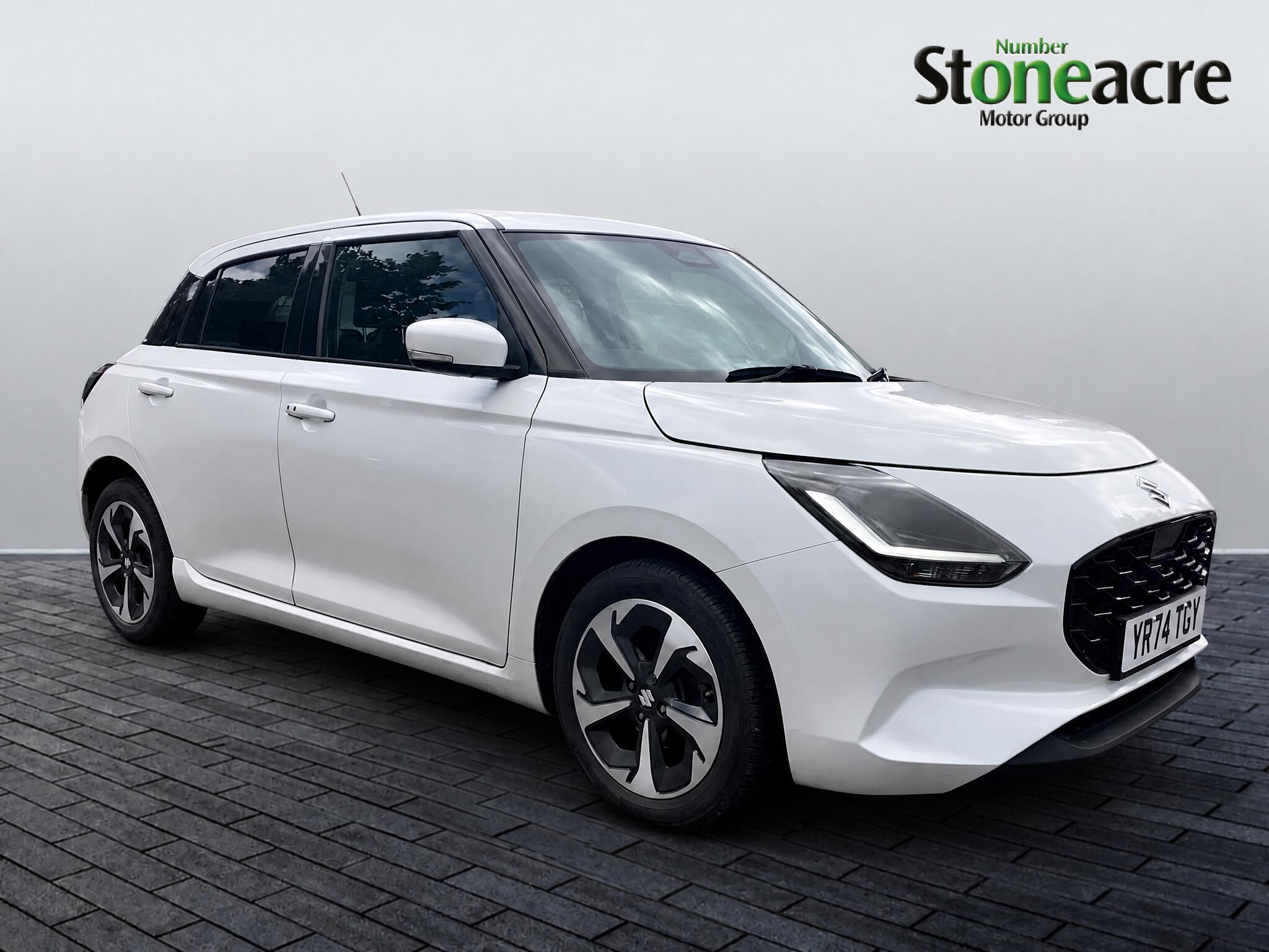 Main listing image - Suzuki Swift