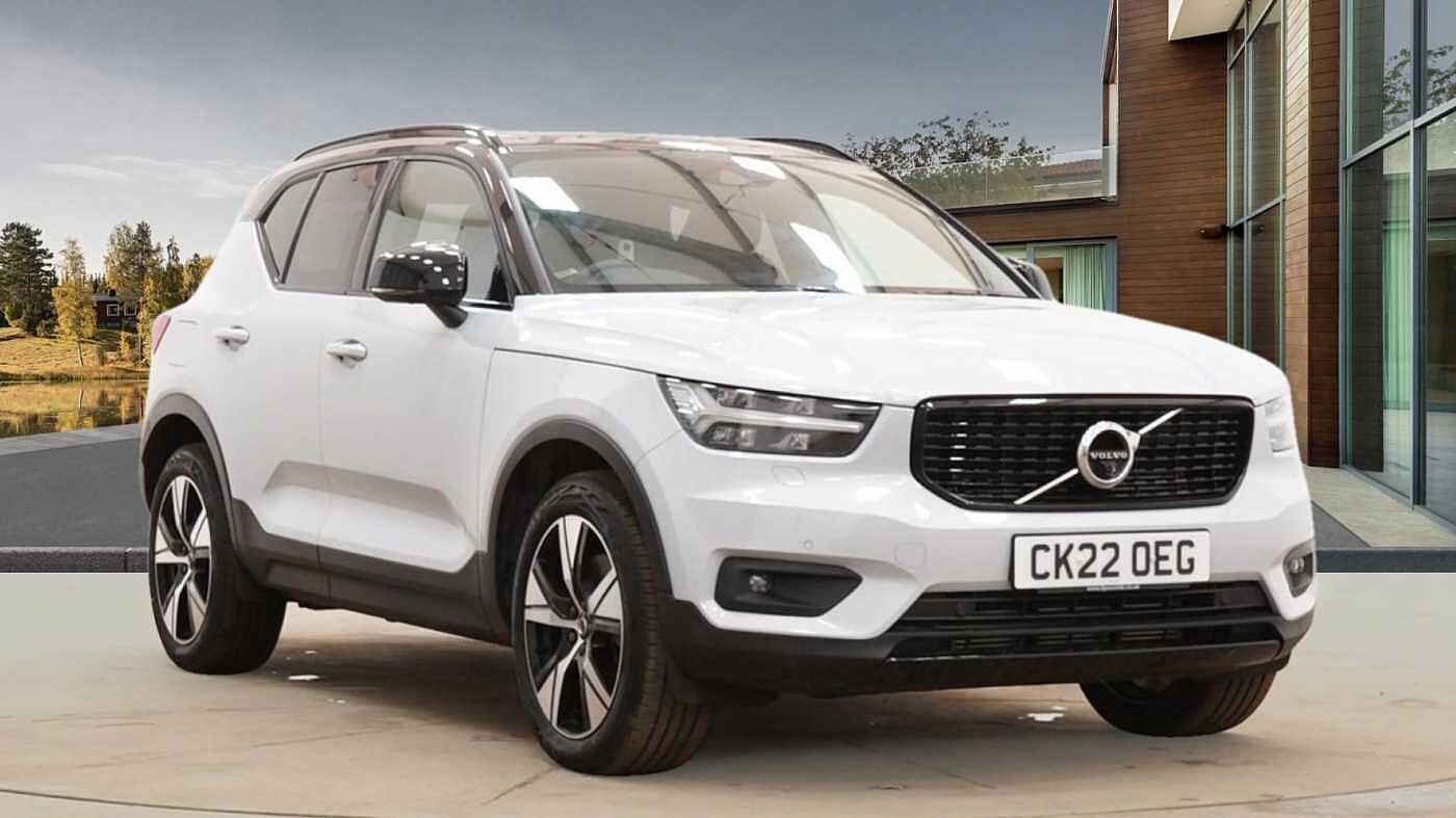 Main listing image - Volvo XC40 Recharge