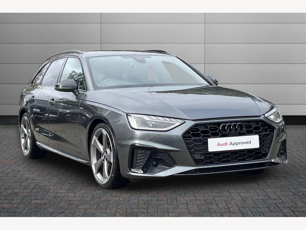 Main listing image - Audi A4