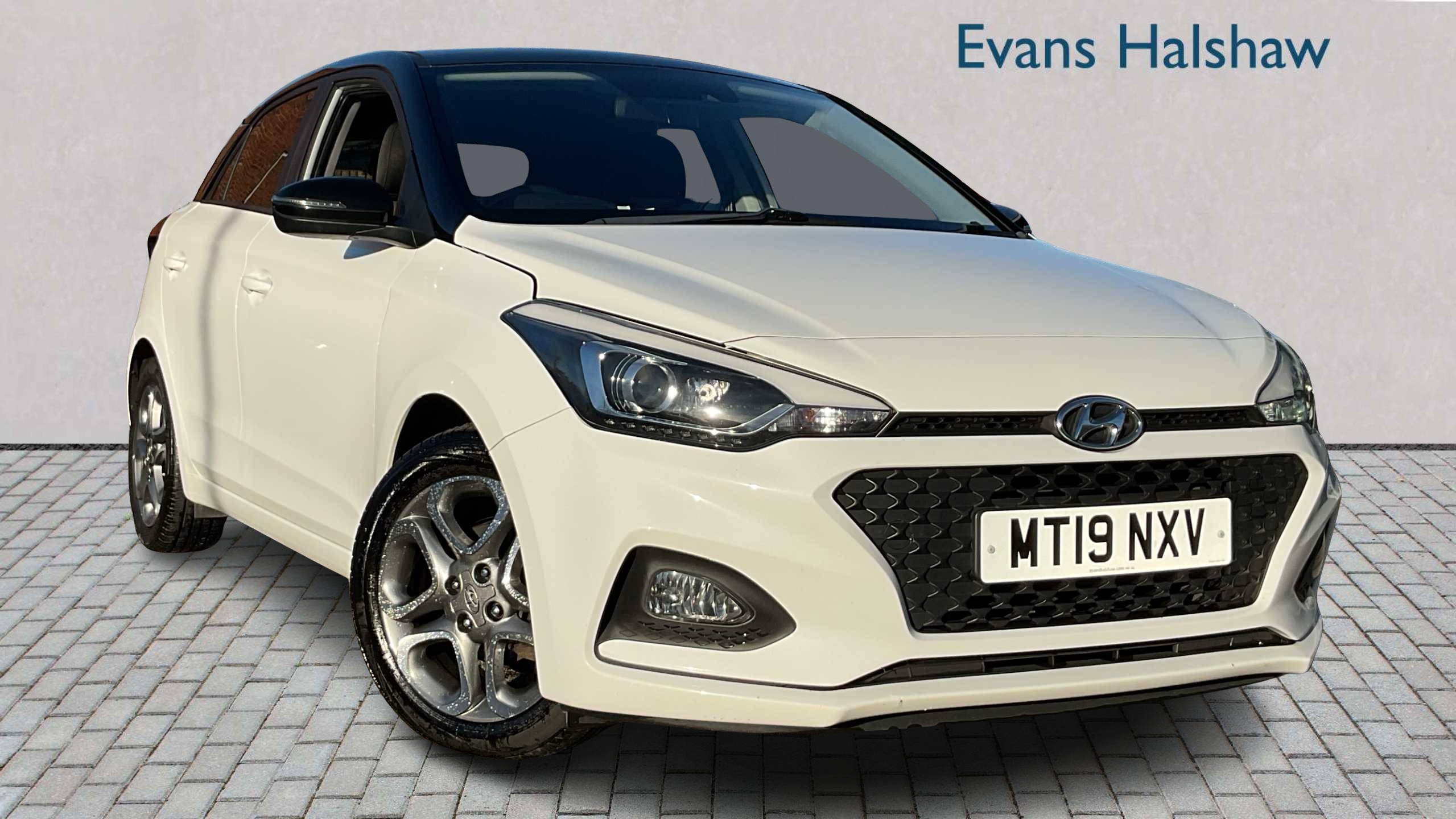 Main listing image - Hyundai i20