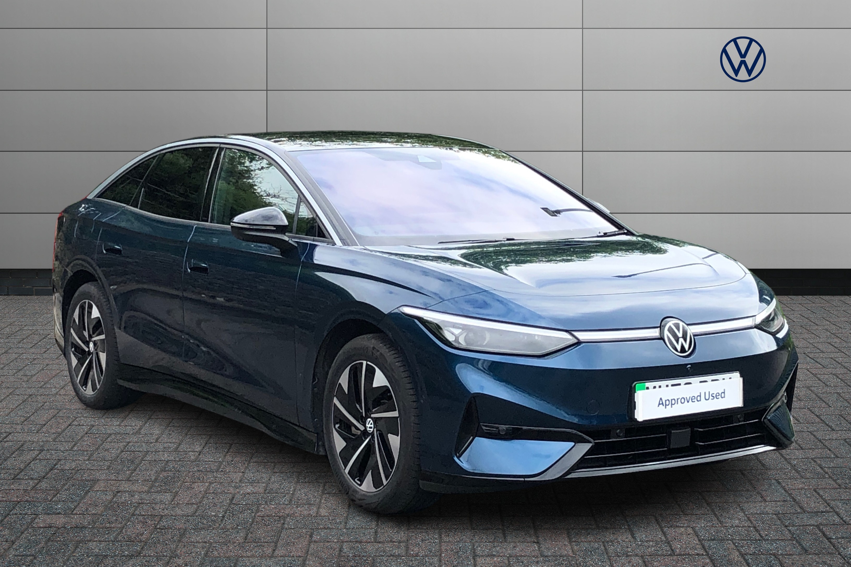 Main listing image - Volkswagen ID.7
