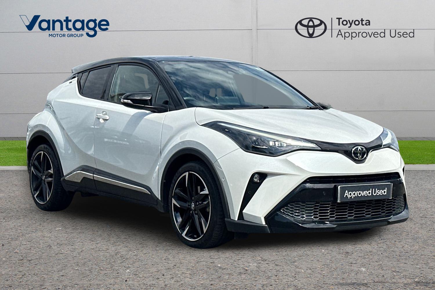 Main listing image - Toyota C-HR