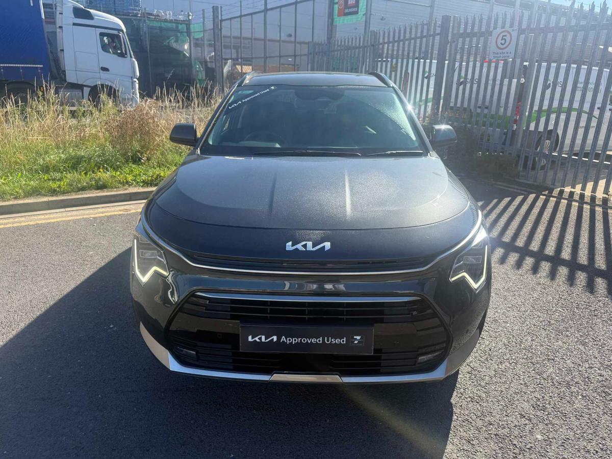 Main listing image - Kia Niro
