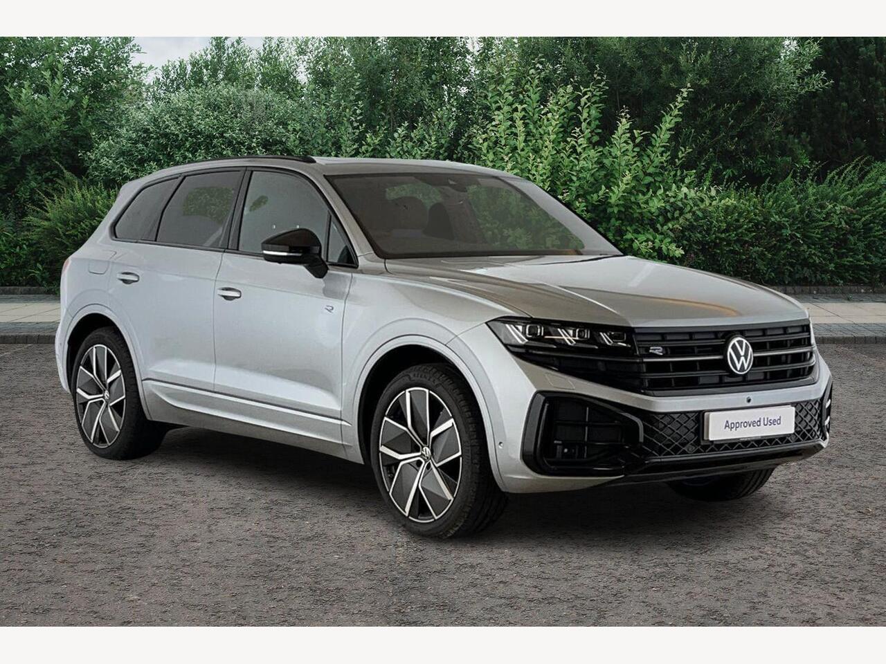 Main listing image - Volkswagen Touareg