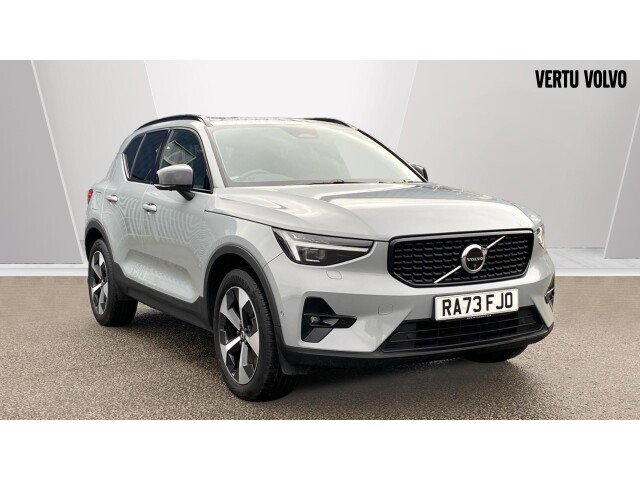 Main listing image - Volvo XC40