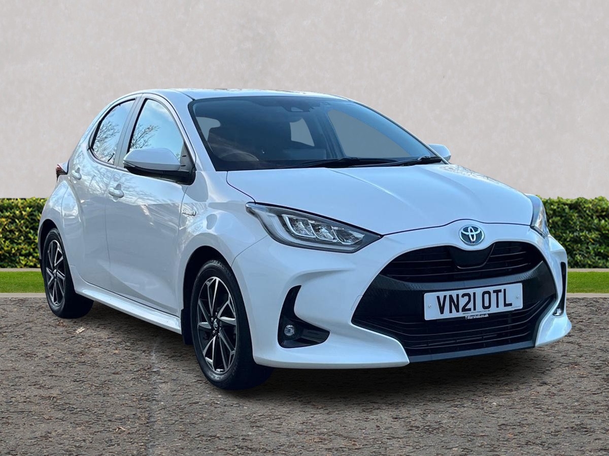 Main listing image - Toyota Yaris