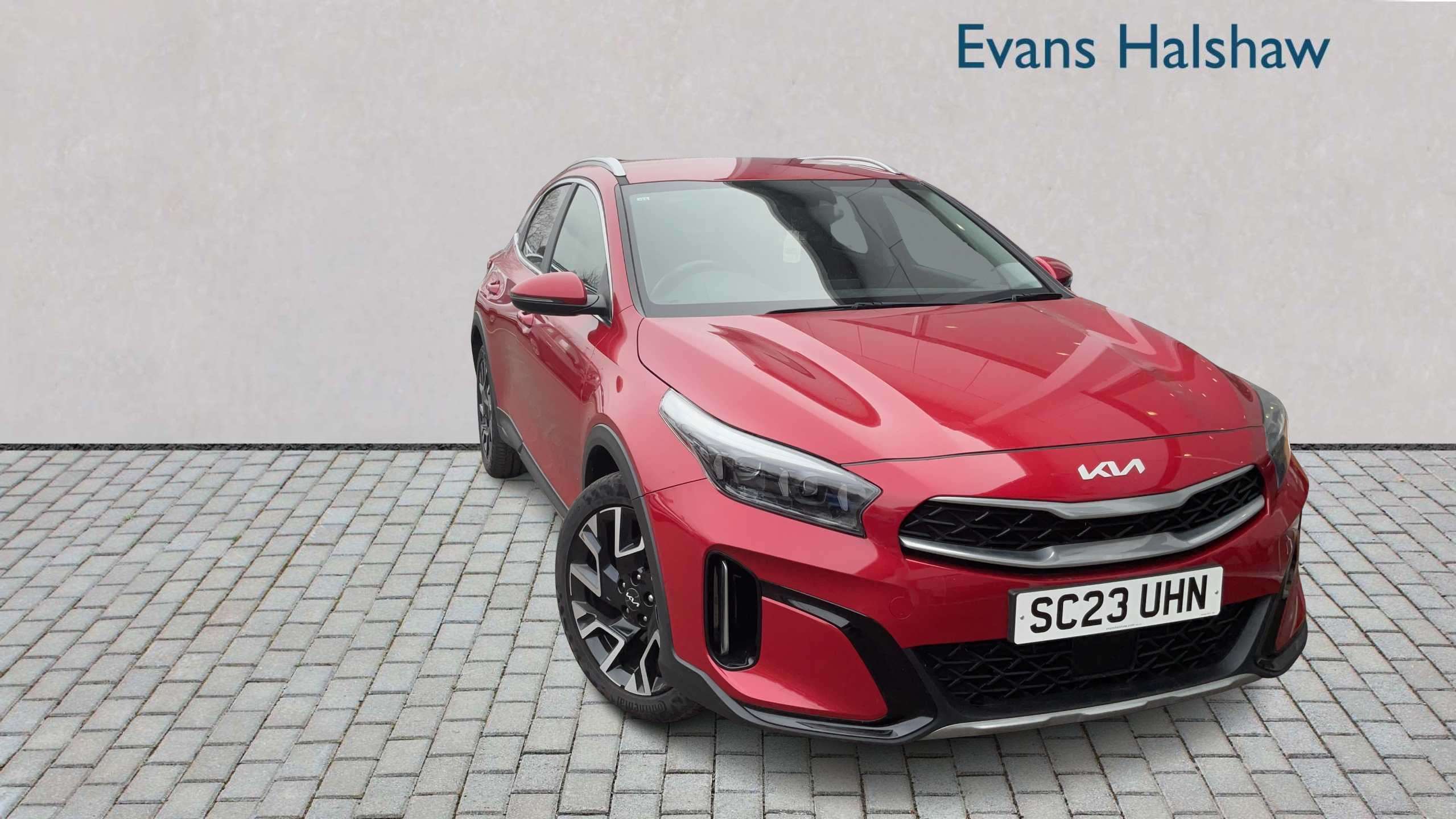 Main listing image - Kia XCeed