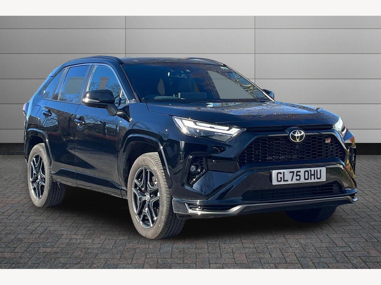 Main listing image - Toyota RAV4