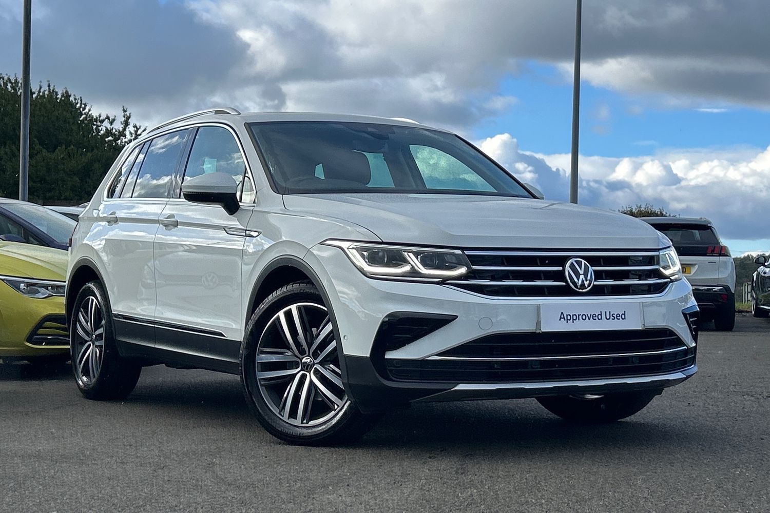 Main listing image - Volkswagen Tiguan