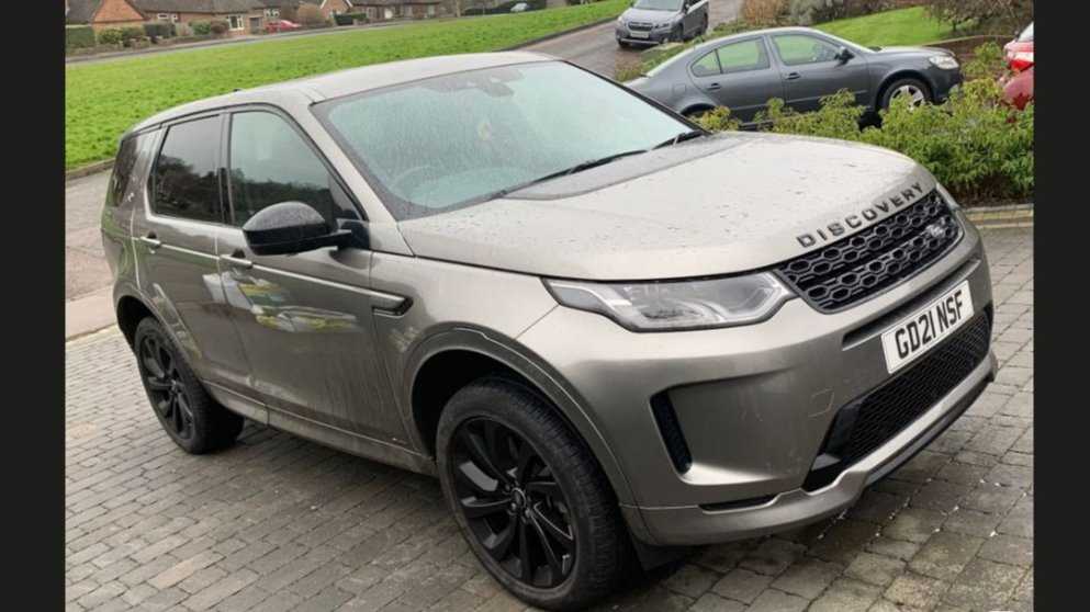 Main listing image - Land Rover Discovery Sport